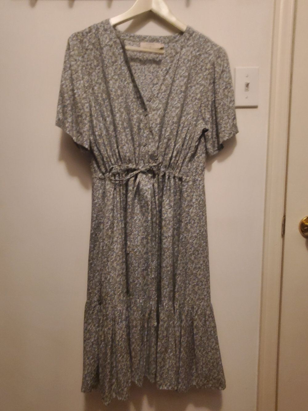 V-Neck Floral Tie-Waist Midi Dress in Light Blue